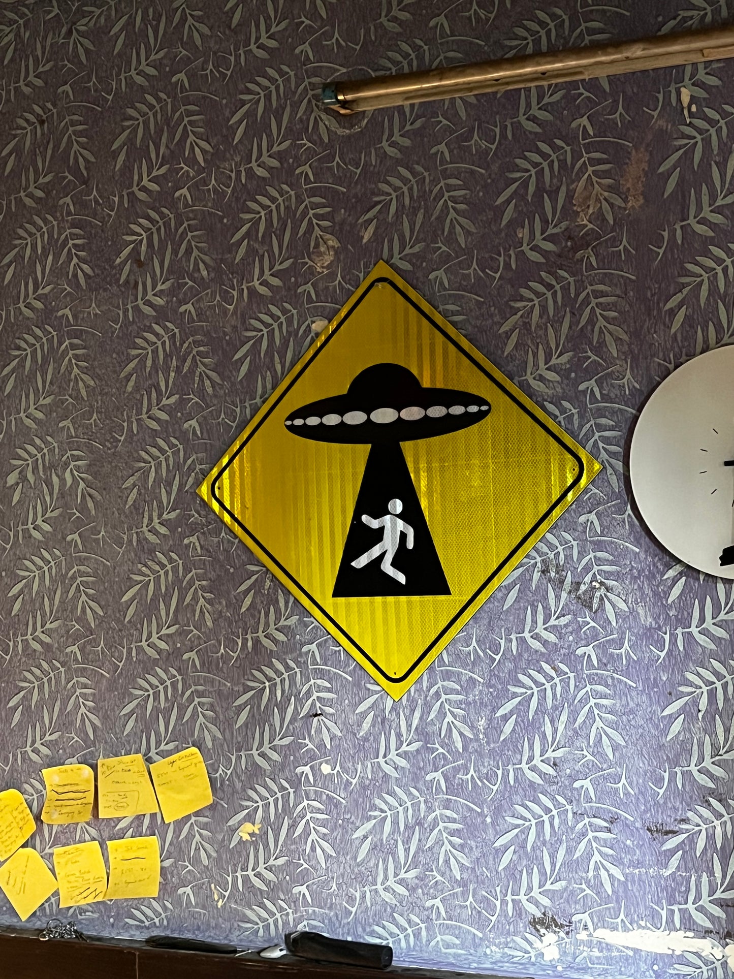 UFO custom traffic sign