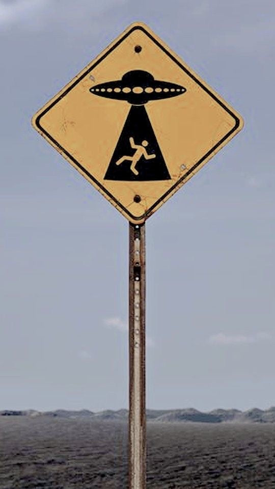 UFO custom traffic sign